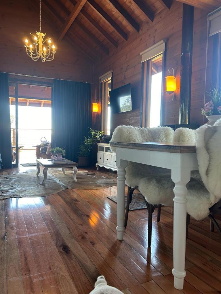 Vallee Chalet